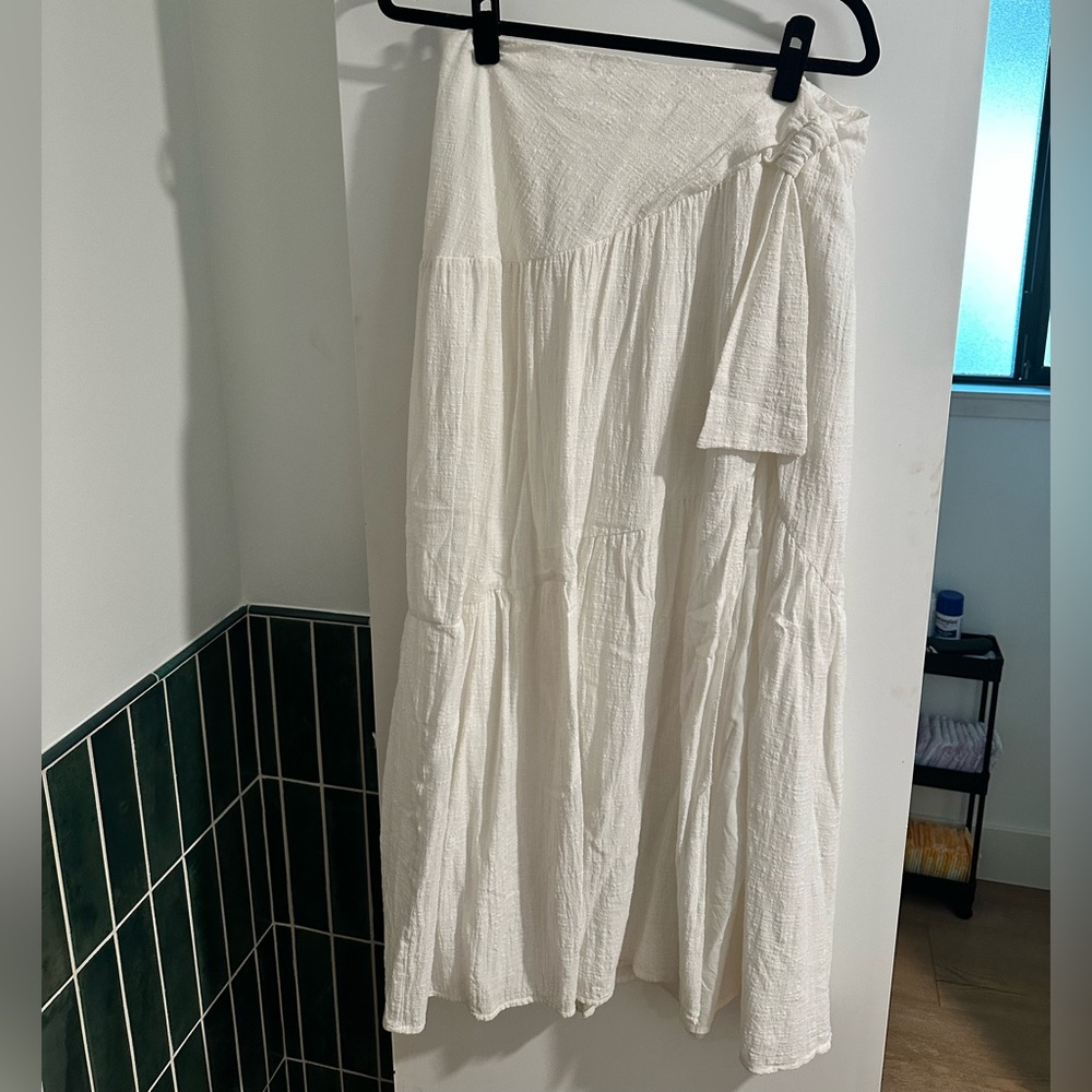 Sabo Skirt Asymmetrical White Skirt